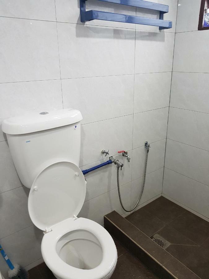 Home Stay Bayu Emas Appartment, 峇都丁宜 外观 照片